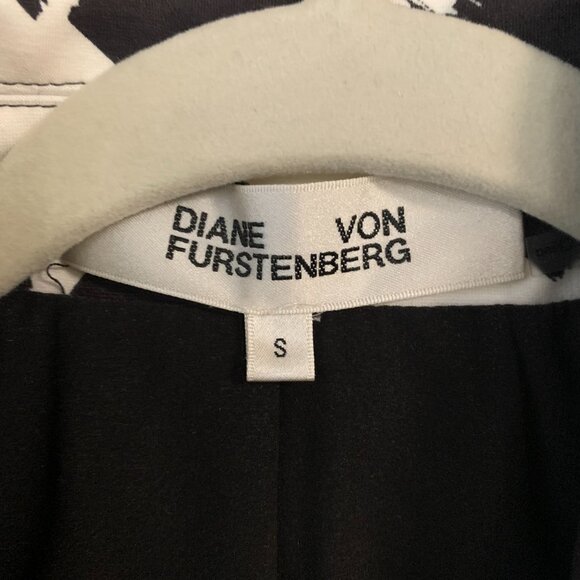 Diane Von Furstenberg Macie Cropped Animal Print Pony Ivory Blazer Small Jacket - Picture 4 of 16